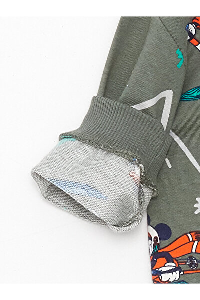 LC Waikiki Crew nyakú, hosszú ujjú Mickey Mouse nyomott babafiús pulóver és melegítőnadrág