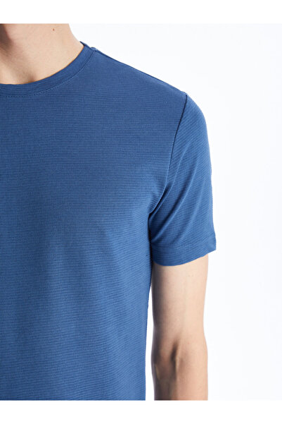 LC Waikiki Ανδρικό κοντομάνικο μπλουζάκι με λαιμόκοψη