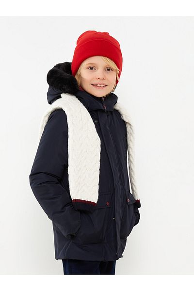 LC Waikiki Basic-Jungenmantel mit Kapuze