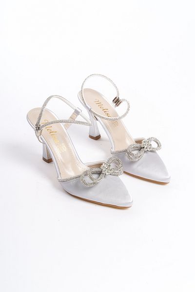 Moda Değirmeni Pantofi de seară cu fundă de piatră din satin argintiu BG1112-121-0003