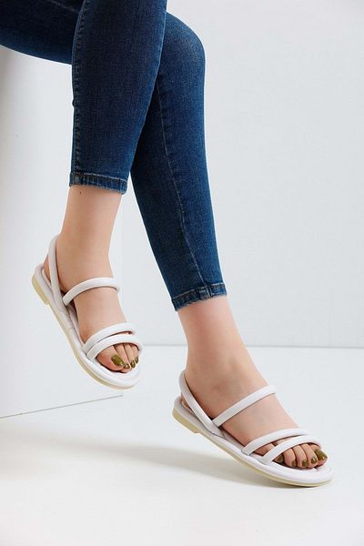 Devida Women's Comfortable Sole Flexible Sandals White