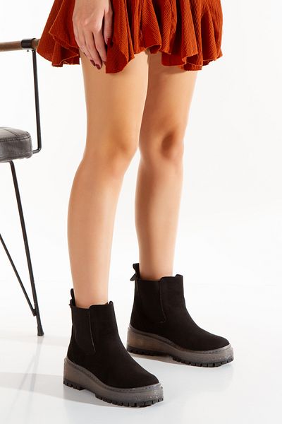 PASSAGE SHOES Дамски къси ботуши от естествена велур 5085