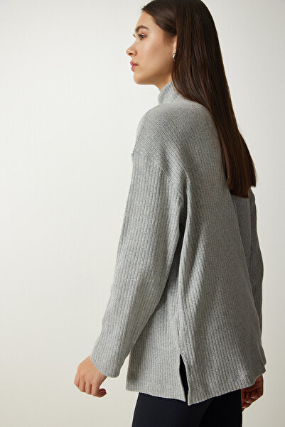 Happiness İstanbul Γυναικεία πλεκτή μπλούζα με γκρι ζιβάγκο με ραβδώσεις υπερμεγέθη UB00213