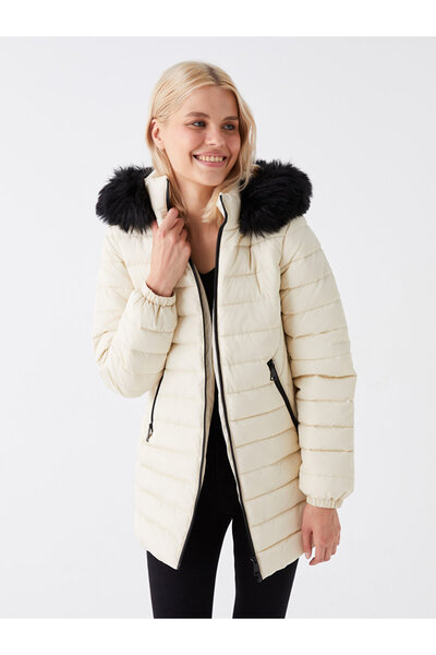 LC Waikiki Women's Hooded Plain Puffer Coat