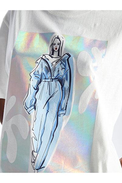 LC Waikiki Bedrucktes, kurzärmliges Oversize-Damen-T-Shirt mit Rundhalsausschnitt