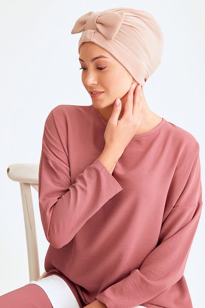 Fulla Moda Bow Bonnet
