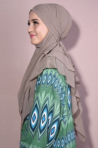 Fashion journey Hijab Hajj Umrah Μεσαίο Σουφλέ