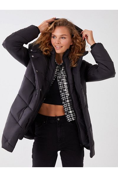 LC Waikiki Dámský kabát s kapucí Puffer