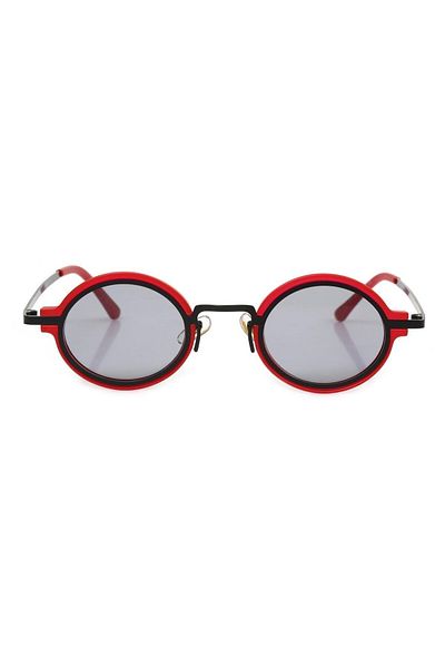 Angel Eyes Red to Black Frame Black Gradient Glass Oval Women's Sunglasses Ae9909c13