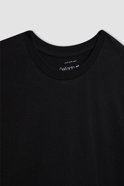 DeFacto Oversize Crew Neck Athlete T-Shirt - Short Sleeve, Wide Fit B1161Ax24Sp