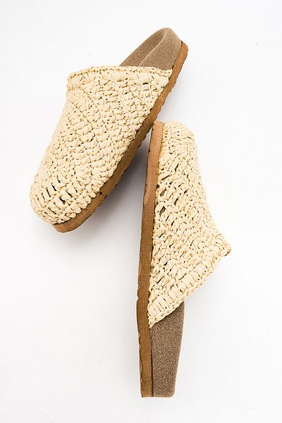 LuviShoes LOOP Beige gestrickte Damenhausschuhe