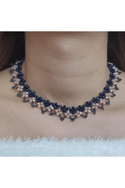 Handmade By HLY قلادة قصر مصنوعة يدويًا من الكريستال