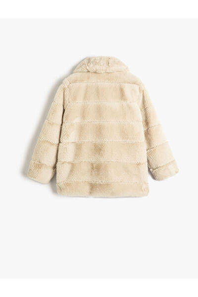 Koton Плюшено палто с памучна подплата и затваряне с щракване