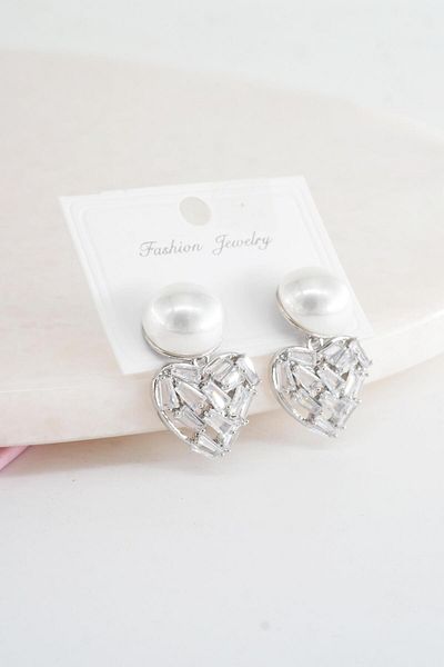 By Zeyna Aksesuar Women's Vip Series Baguette Zircon Stone Faux Pearl Earrings