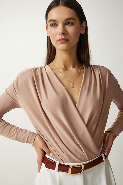 Happiness İstanbul Damen-Strickbluse mit Wickelkragen in Beige, zum Anstecken, FF00147