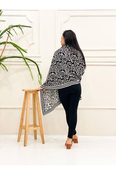 Kayaka triko women's double-sided usable leopard print shoulder shawl