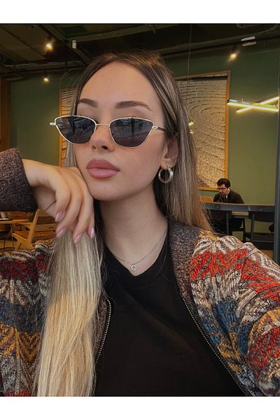 TomyHelf Gold Black Vintage Women's Sunglasses