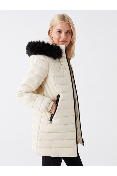 LC Waikiki Women's Hooded Plain Puffer Coat