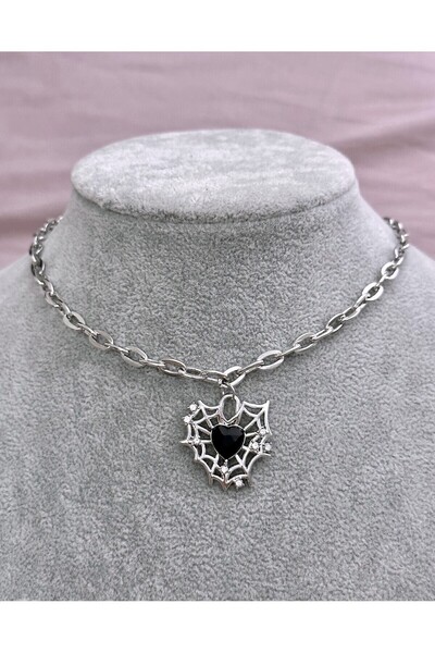 sleyshop Siyah Örümcek Ağı Kalp Choker Kolye