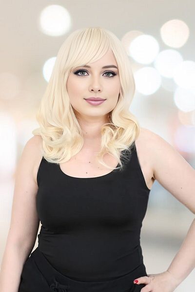KONAK PERUK Medium Size Fiber Synthetic Wig with Wavy Rivets - Platinum
