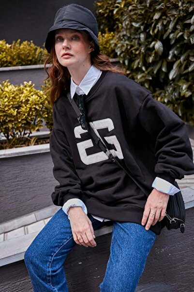 Garzia İtalia Nakışlı Garzia Oversize Sweatshirt