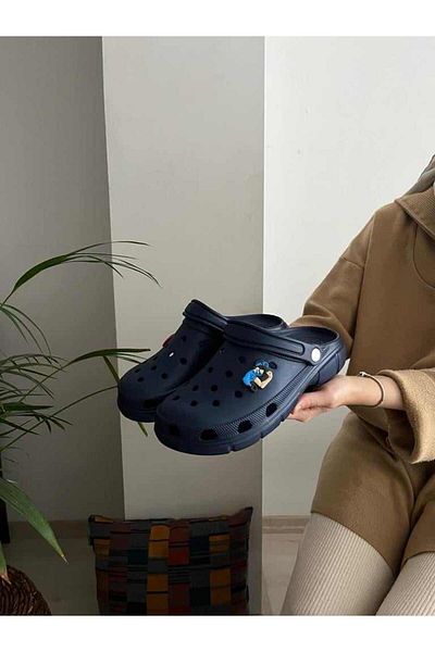 Behtah Kundura Unisex Closed Front Soft Sole Nurse Chef Seaside Beach Slippers