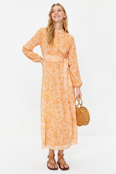 Trendyol Modest Φόρεμα υφαντό από σιφόν με ανοιχτό πορτοκαλί μοτίβο ζωσμένο με ψηλό γιακά TCTSS21EL3346