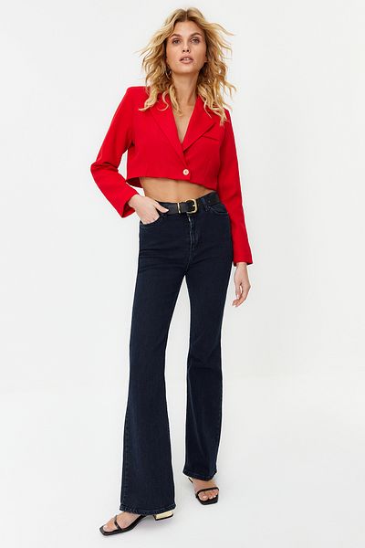 Trendyol Collection Czerwona krótka tkana kurtka z podszewką TWOAW22CE0086