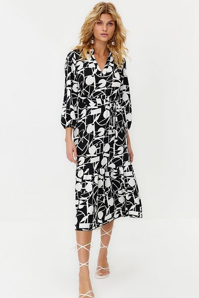 Trendyol Collection Rochie tricotată neagră cu model geometric, mânecă trei sferturi, cu decolteu în V, lungime midi TWOSS24EL00102