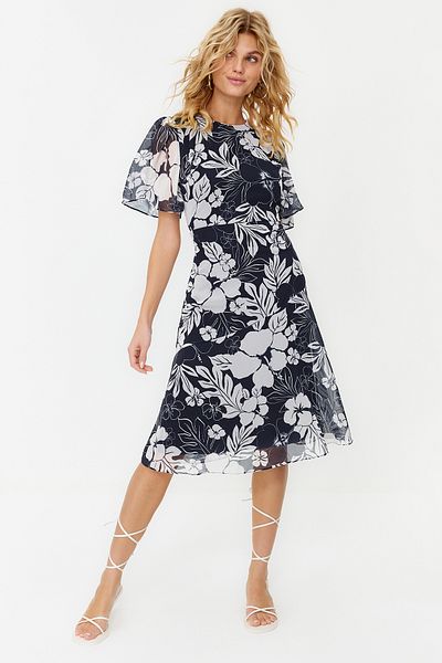 Trendyol Collection Indigo květinový potisk A-line lemované midi tkané šaty TWOSS20EL0908