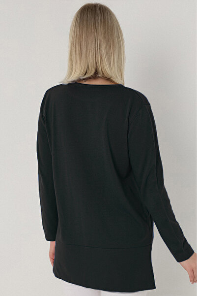 VEGENZE Women's Black Round Neck Slit Thin Knitwear Sweater