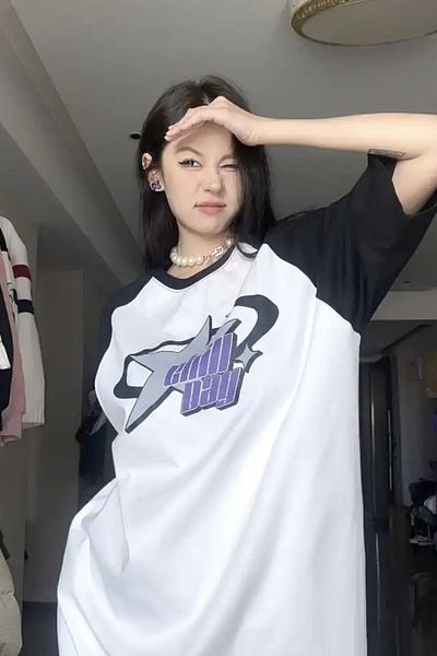 EFBUTİK White Unisex Black Sleeve Detail Chill Day T-shirt