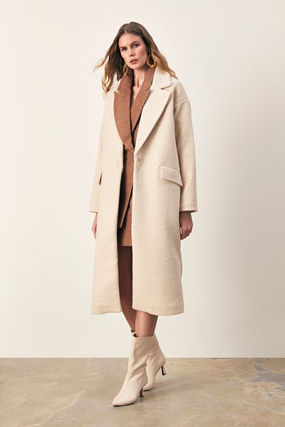 Sateen Long Boucle Coat - Beige