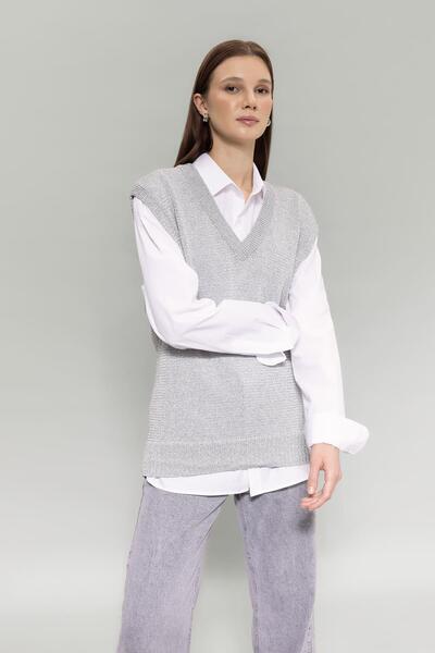 DeFacto Regular Fit V-Neck Sweater B5611Ax23Wn