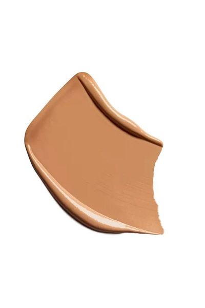 Chanel LE CORRECTEUR DE- Light Gel Based Formula High Pigmented Moisturizing Concealer
