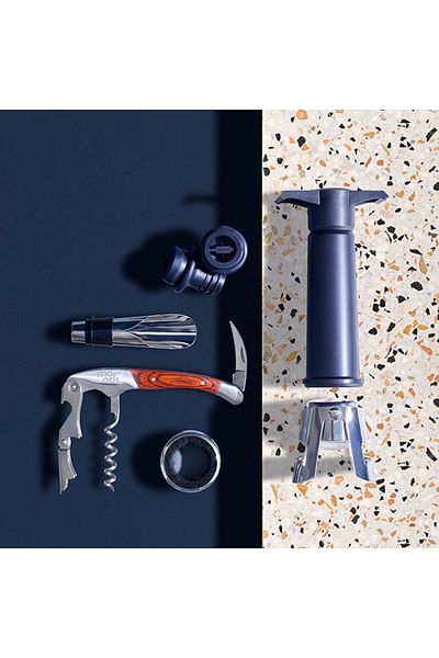 Moods Corkscrew Wine Set with Wooden Box
