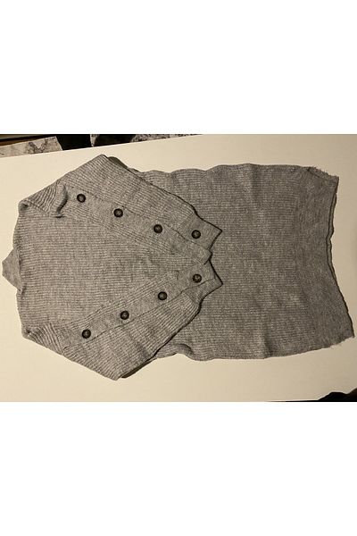 Dilvin 1237 Rochie din tricot cu nasturi cu mânecă pescar pe jumatate-gri