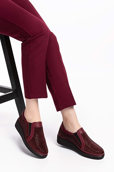 Gondol Hakiki Deri Anatomik Taban Taş Detaylı Ayakkabı Gndl.19570 - Bordo - 37