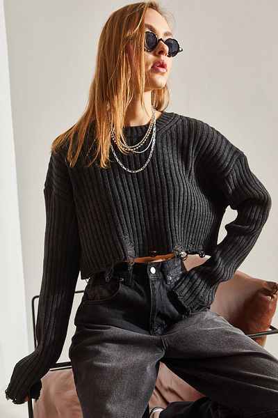 Bianco Lucci Kurzer Strickpullover mit Rundhalsausschnitt und Rissen für Damen