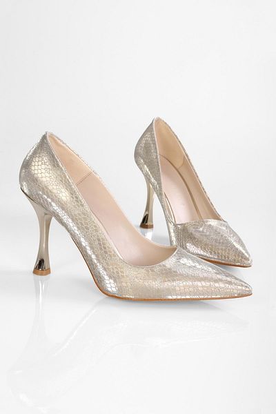 Shoeberry Glänzende Stilettos mit Wabendekor für Damen von Jamin in Gold