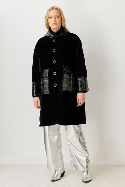Ghisa Black Coat