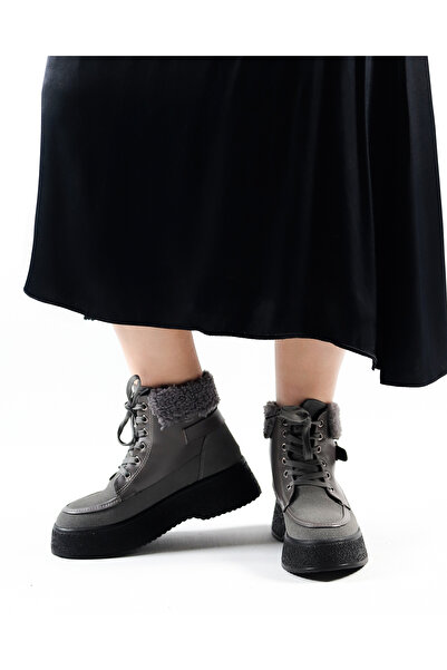 CLEOPATRA SHOES kadın bot içi ve dışı kürk detaylı