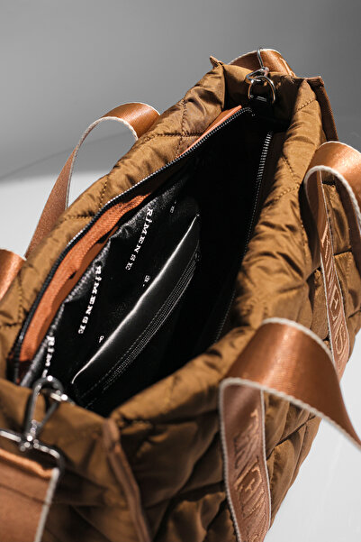 Rimense Women's Tan Quilted Lined Hand and Shoulder Bag