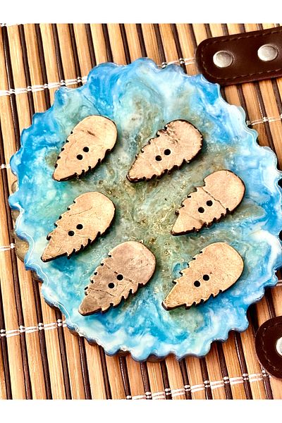 ODDA TASARIM ATÖLYESİ Natural leaf pattern coconat button set of 6