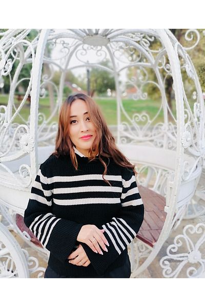 DG AURA Winter Very Beautiful Thick Sweater
