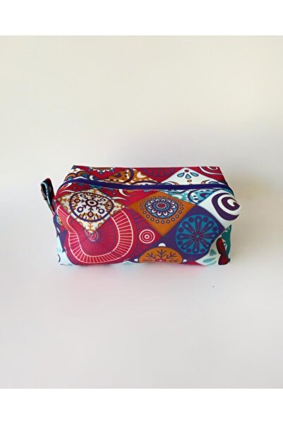 Karma Kids Дамска чантичка за грим с етнически мотиви в лилаво