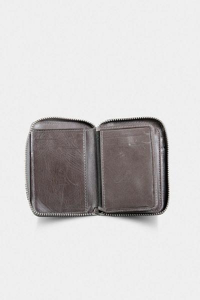 GUARD Antique Gray Zippered Leather Mini Wallet