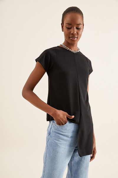 Quincey Women's Black Asymmetrical Short Sleeve Tunic