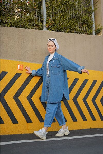 lurex moda Γυναικείο τζιν μπουφάν με μπλε ξεφτισμένο