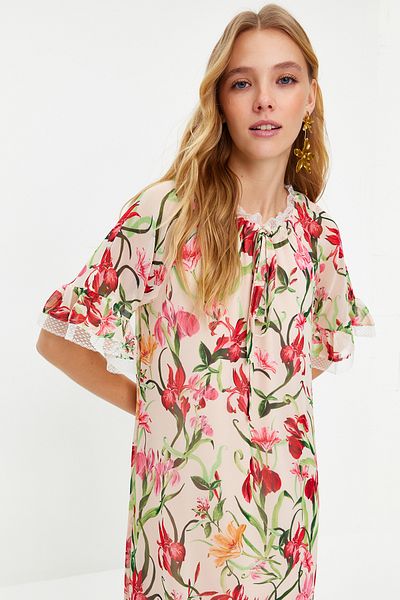 Trendyol Modest Βραδινό φόρεμα εκρού σιφόν - Floral σχέδιο, TCTSS24EB00007